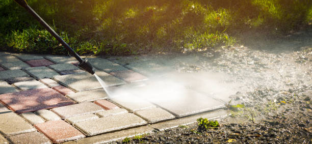Best Pool Deck Cleaning in Santa Rosa Valley, CA